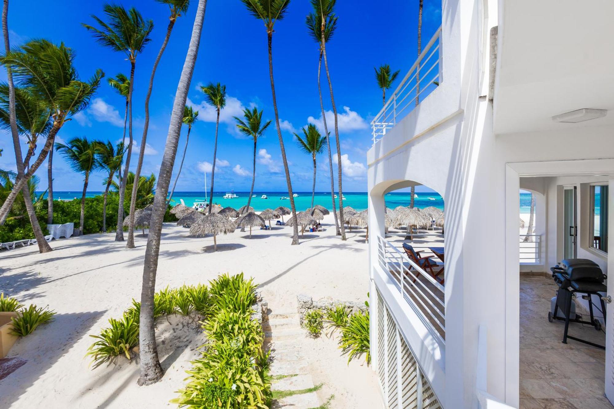 Prime Ocean View Punta Cana Apartments - 3-Bedroom Getaway With Private Terrace On Bavaro Beach 외부 사진
